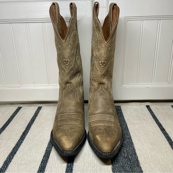 Ariat WOMEN'S WESTERN BOOTS - SQUARE TOE - Picture 1 of 8